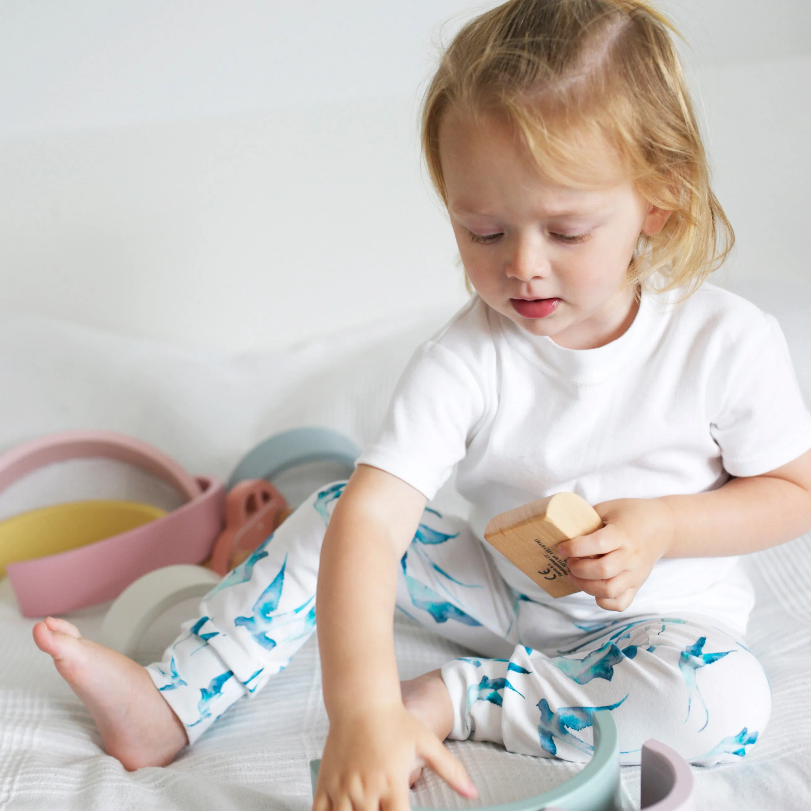 Blue Swallow Leggings