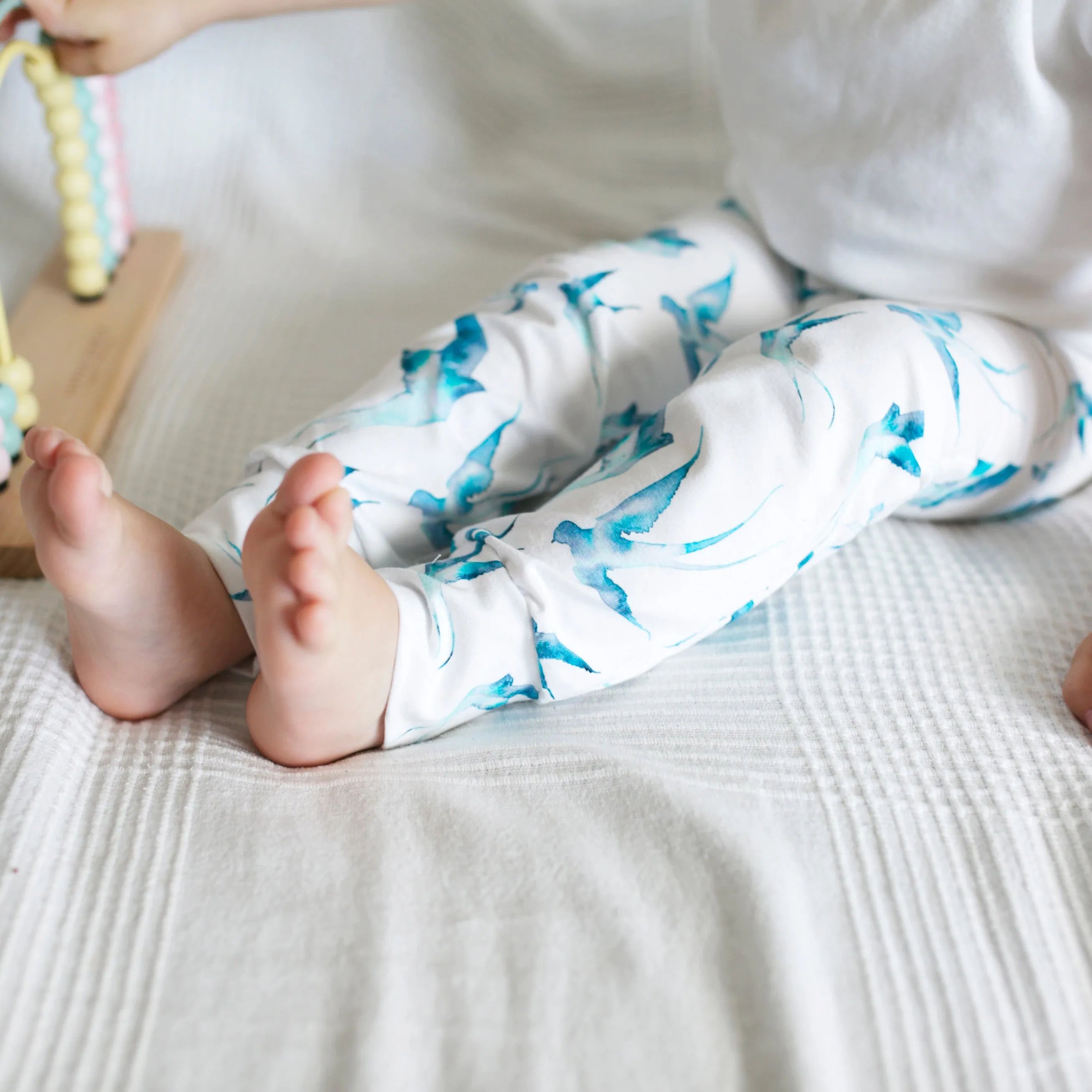 Blue Swallow Leggings